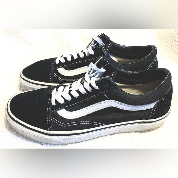 Vans Other - COPY - Vans Old Skool Blk/WhiteSuede Canvas Skater Sneaker Mens7/Womens 8.5